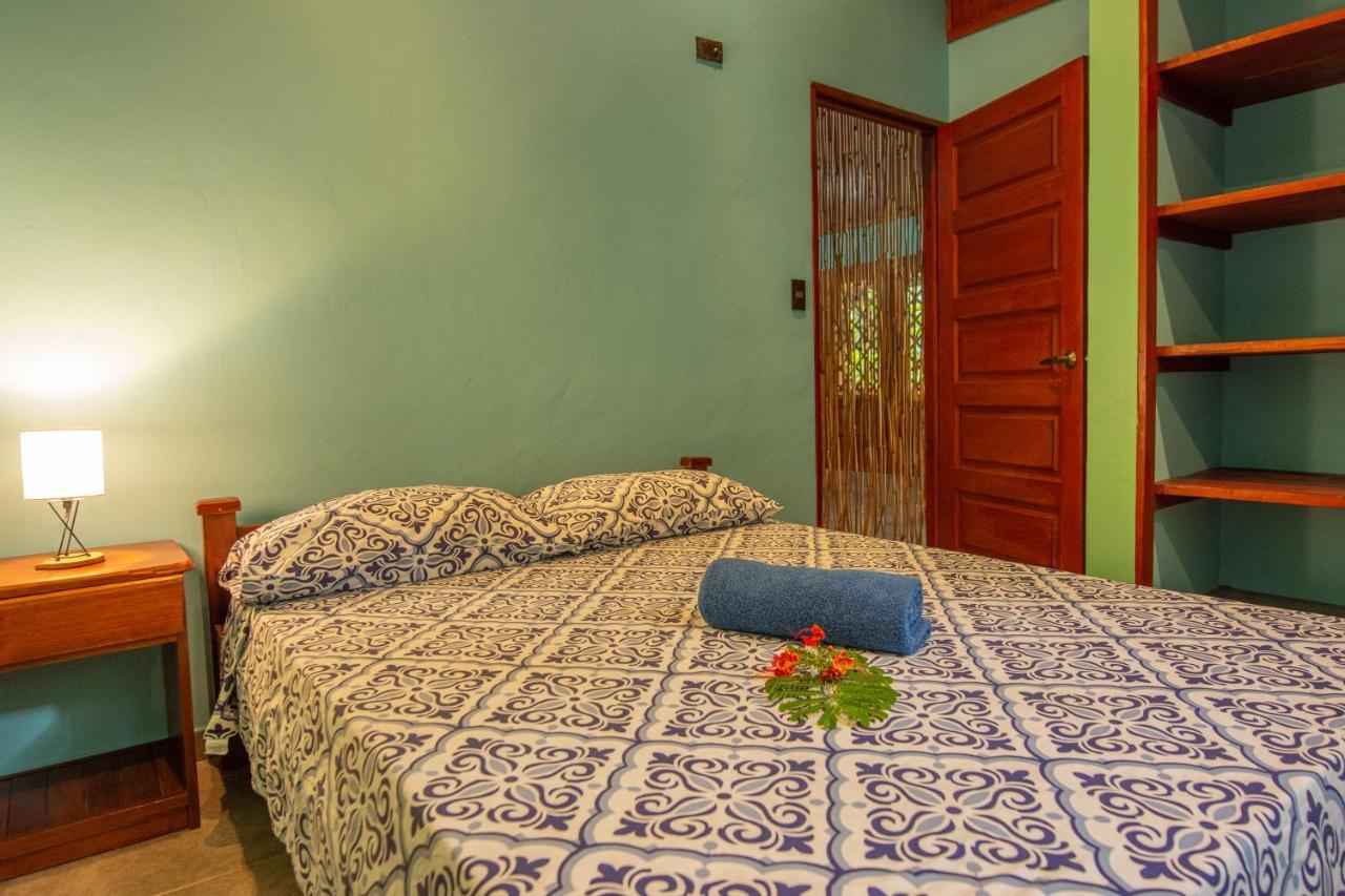 Villa Pina Dorada Dependencia Del Hotel Casa Merlin Puerto Viejo de Talamanca Экстерьер фото