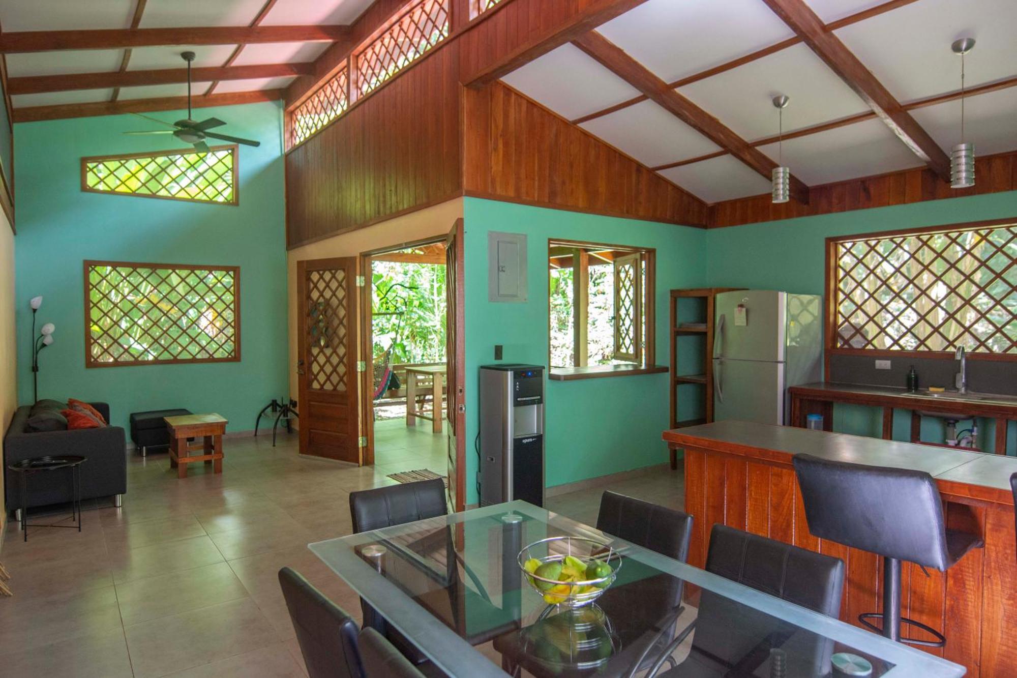 Villa Pina Dorada Dependencia Del Hotel Casa Merlin Puerto Viejo de Talamanca Экстерьер фото