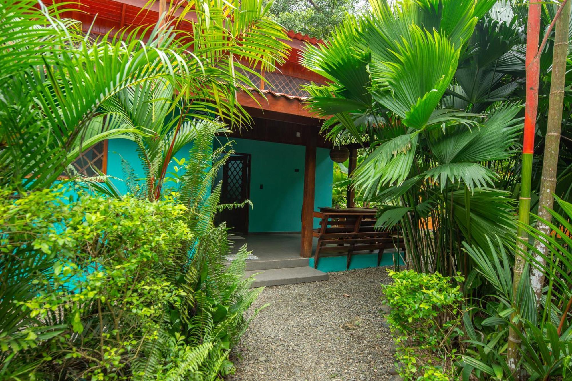 Villa Pina Dorada Dependencia Del Hotel Casa Merlin Puerto Viejo de Talamanca Экстерьер фото