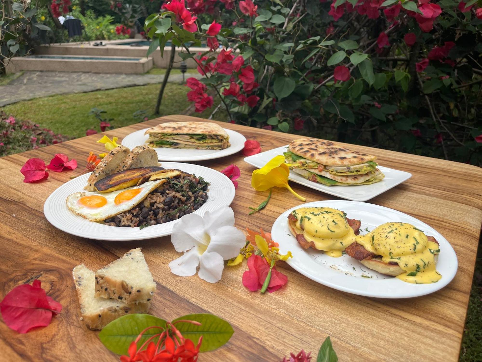 Villa Pina Dorada Dependencia Del Hotel Casa Merlin Puerto Viejo de Talamanca Экстерьер фото